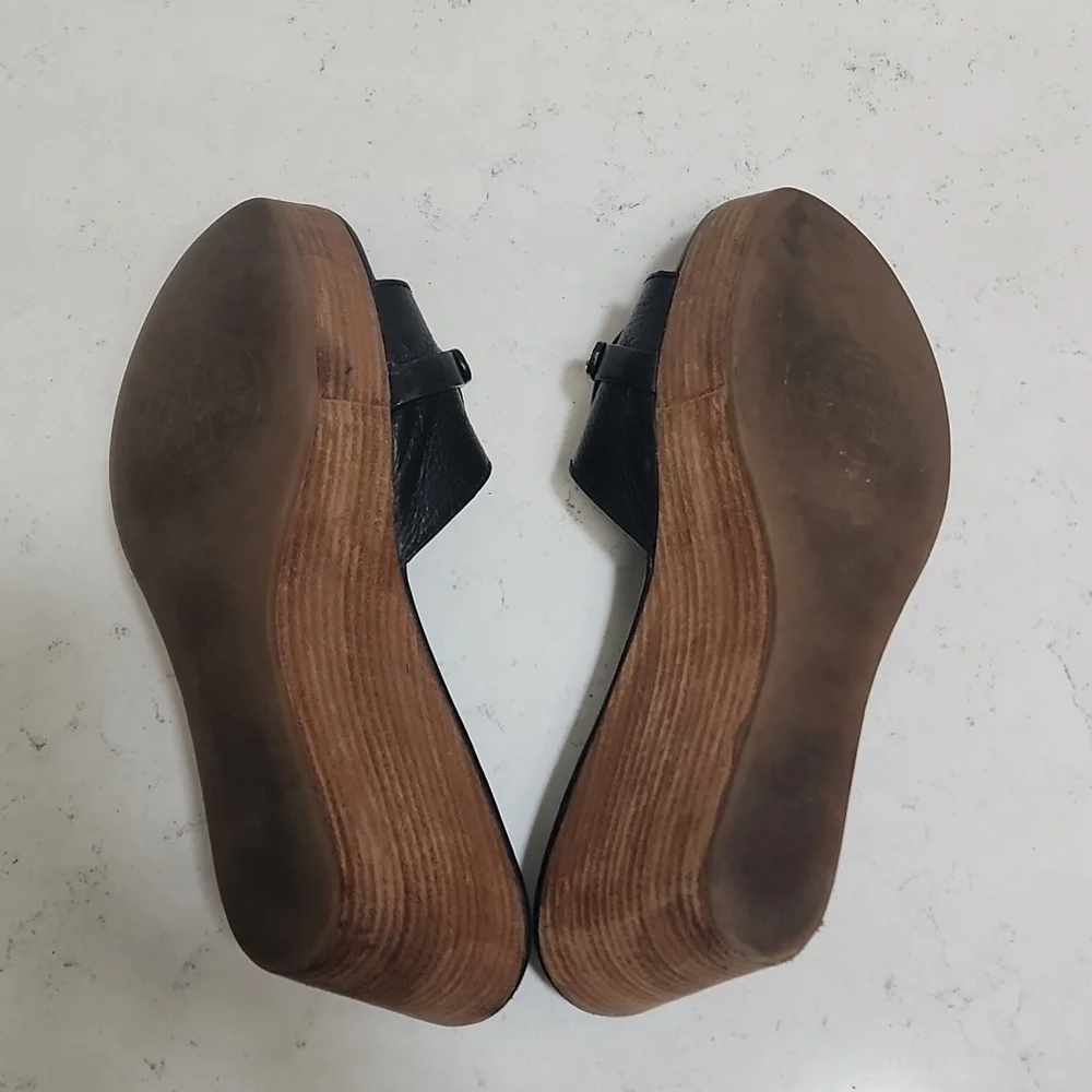 Tory Burch Black Wedges with Gold Logo - Picture 4 of 6